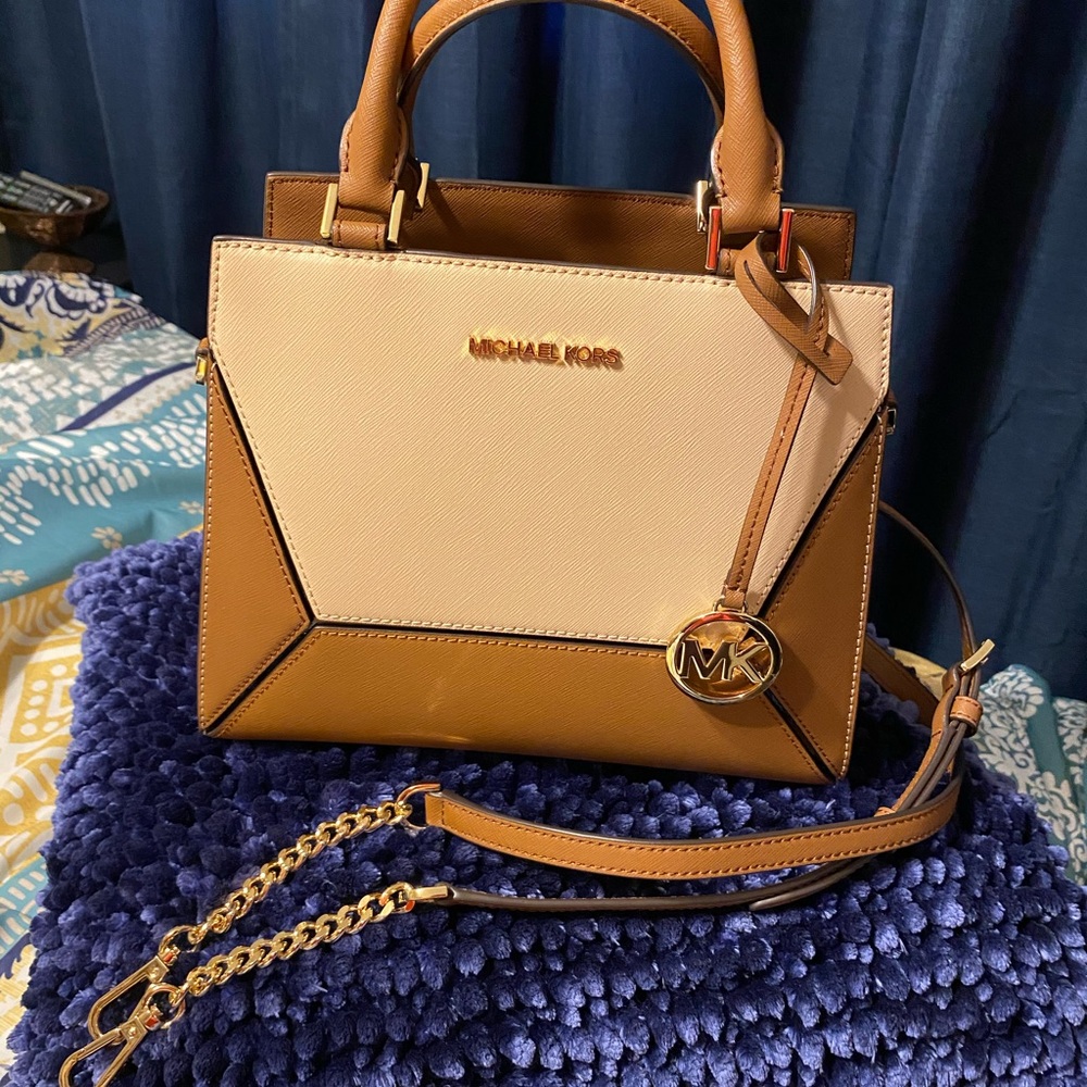 MOTHER’S DAY! Michael Kors MD Prism Satchel Bag